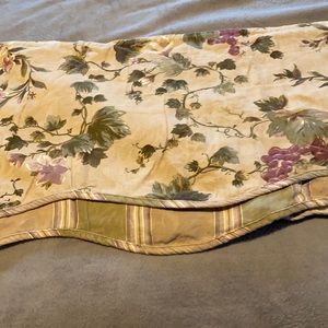 Kitchen  valance s  10. Each